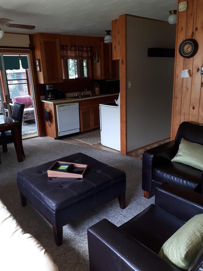 Chalkley'S Sandy Bay Cottage Resort Nipissing Beach Extérieur photo