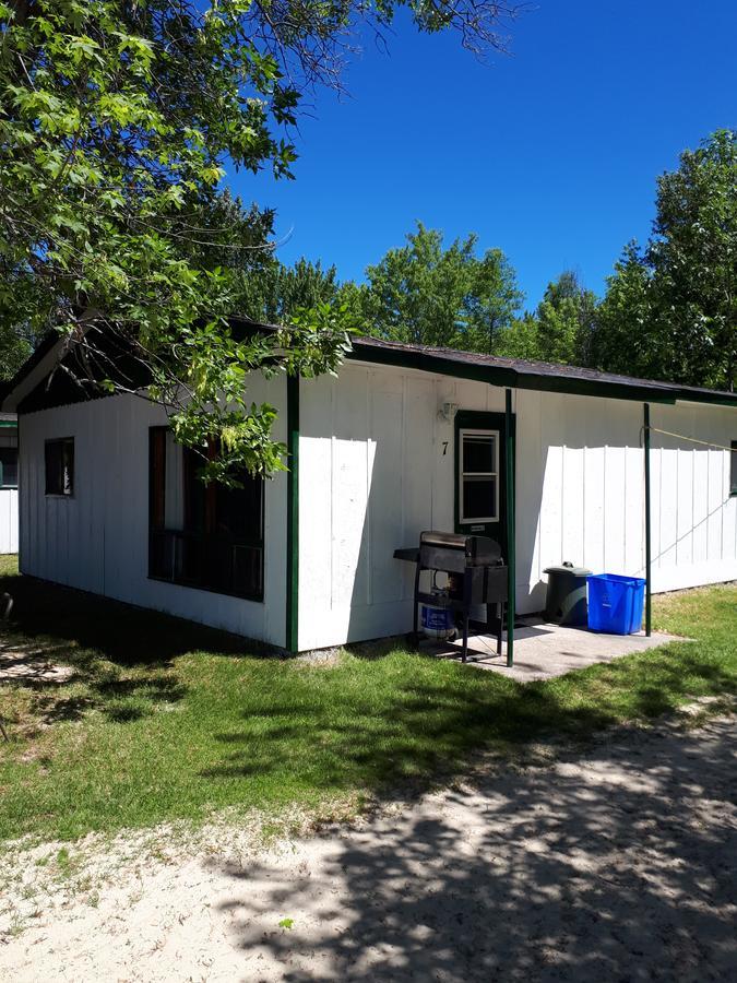 Chalkley'S Sandy Bay Cottage Resort Nipissing Beach Extérieur photo